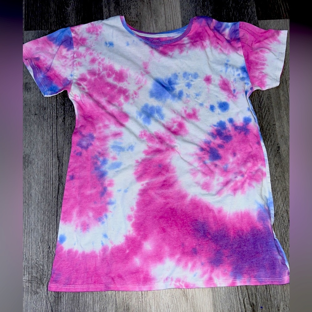 Tie-Die shirt for girls
